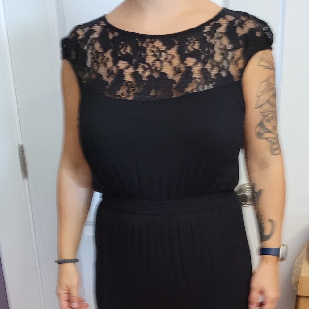 Ladies Black Dress, Lace Top, Size M, EUC